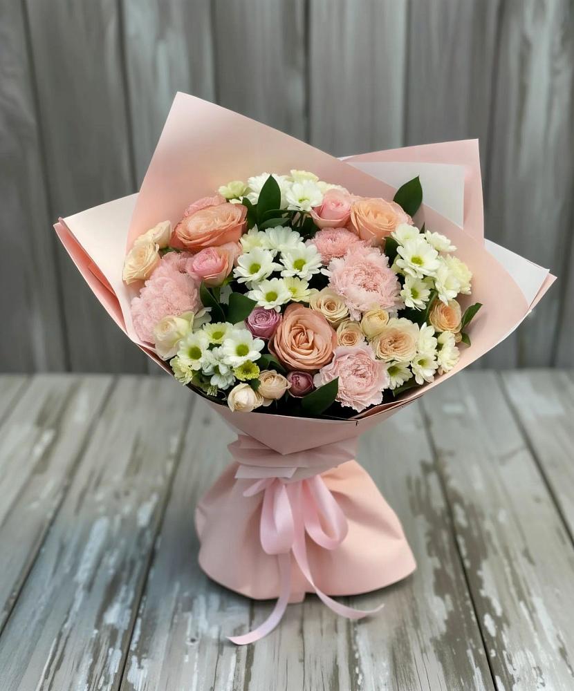 Букет цветов из: Гвоздики, Розы и Хризантемы в Малояз