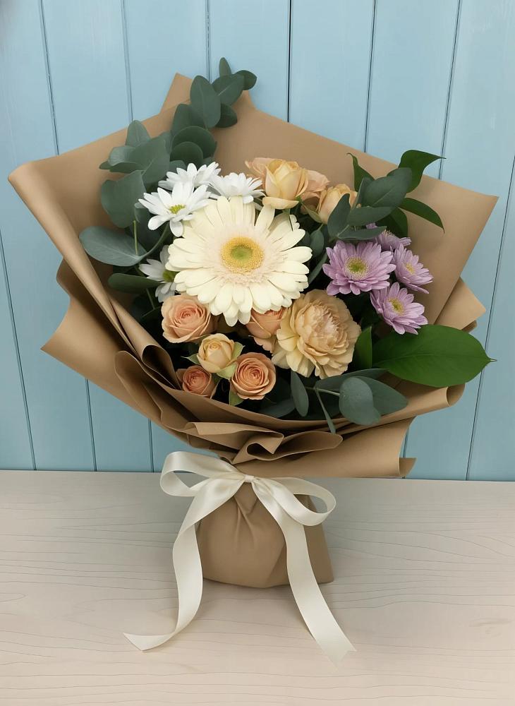 Букет цветов из: Герберы и Хризантемы в Малояз