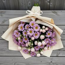 Букет цветов из:  Розы и Хризантемы в Малояз