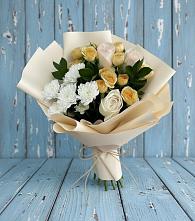 Букет цветов из:  Розы и Хризантемы в Малояз