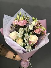 Букет цветов из:  Альстромерии, Розы и Лизиантусы #REPLACE_PRED# Малояз