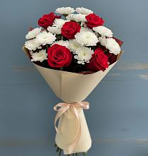 Букет цветов из:  Розы и Хризантемы в Малояз