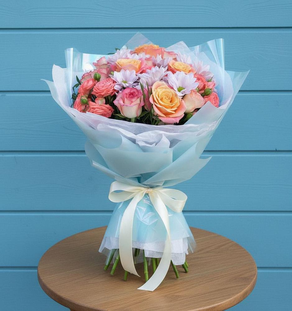 Букет цветов из: Хризантемы и Розы в Малояз