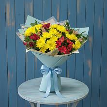 Букет цветов из:  Альстромерии и Хризантемы в Малояз