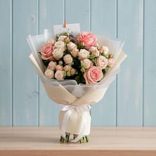 Букет цветов из:  Розы в Малояз