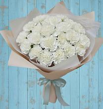 Букет цветов из:  Гвоздики #REPLACE_PRED# Малояз